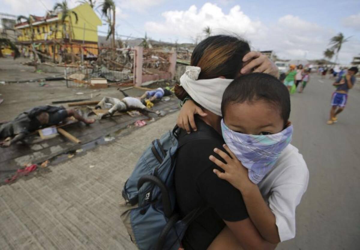 Aspectos de las zonas devastadas por el tifón que durante el fin de semana azotó a Filipinas, hecho que movió a la comunidad internacional a enviar ayuda a millones de afectados.
