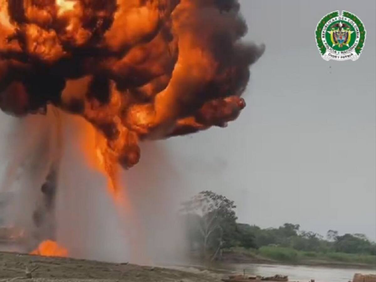 Capturan 17 personas y destruyen maquinaria para la minería ilegal en Nechí
