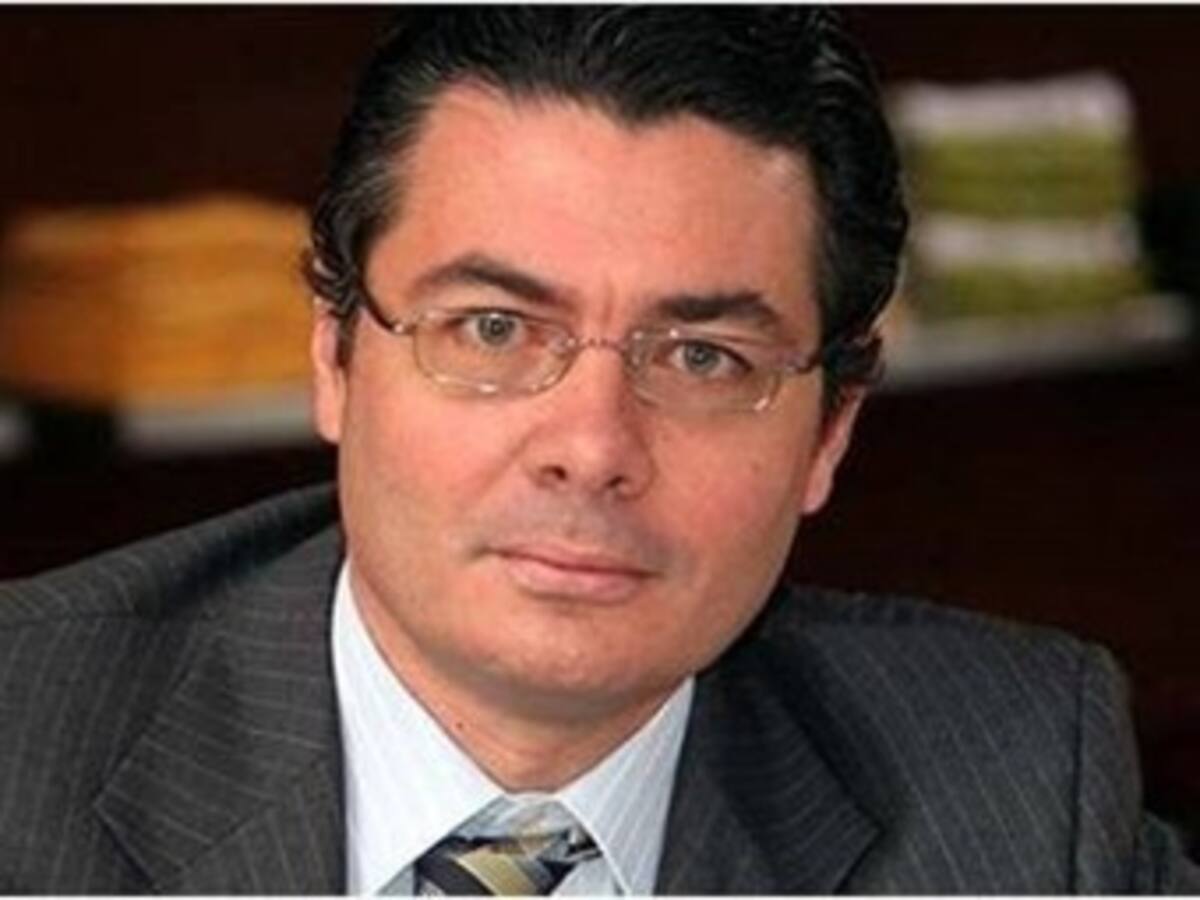 Tarde o temprano Colombia tendrá que adoptar control a capitales estacionarios: Alejandro Gaviria