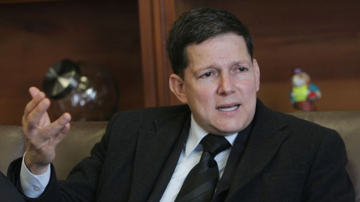 Exministro Wilson Ruiz demanda en el Consejo de Estado la elección del nuevo magistrado del CNE