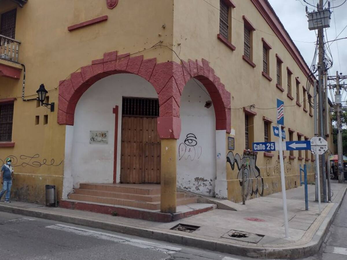 DADIS convocó primera mesa de saneamiento de cartera 2022 en Cartagena
