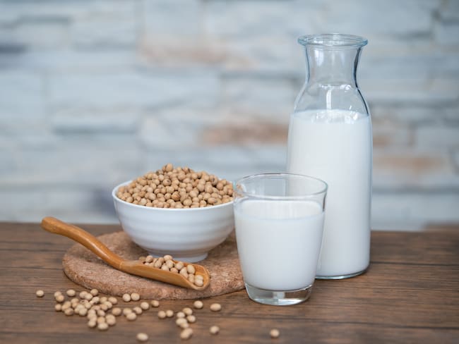 Beneficios de tomar leche de soya - Getty Images