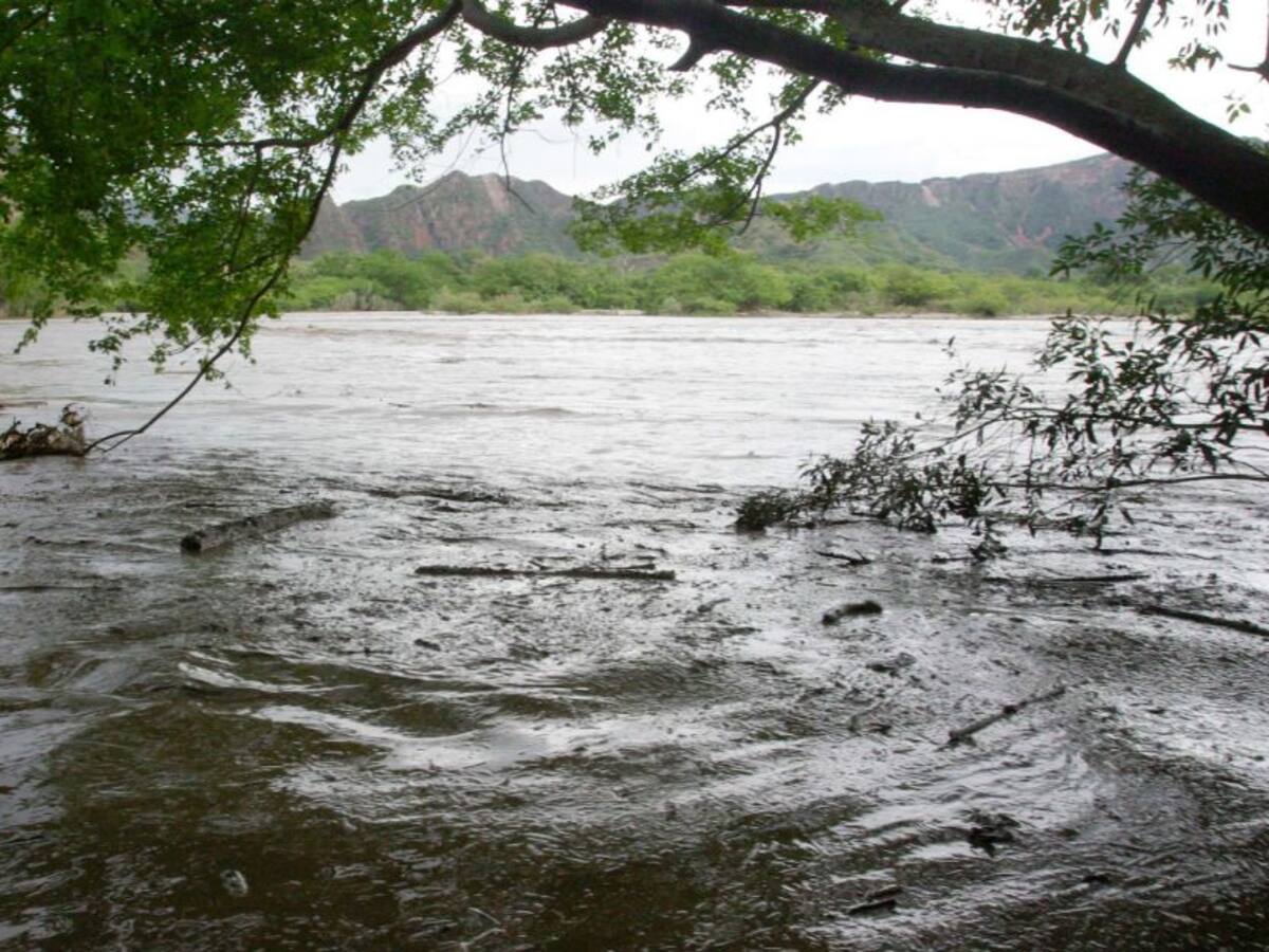 Ante rompimiento del jarillón Cara de Gato, en San Jacinto del Cauca