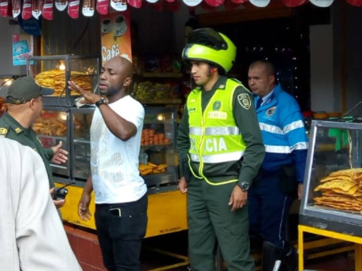 Futbolista Pablo Armero fue detenido por no atender llamado de un retén