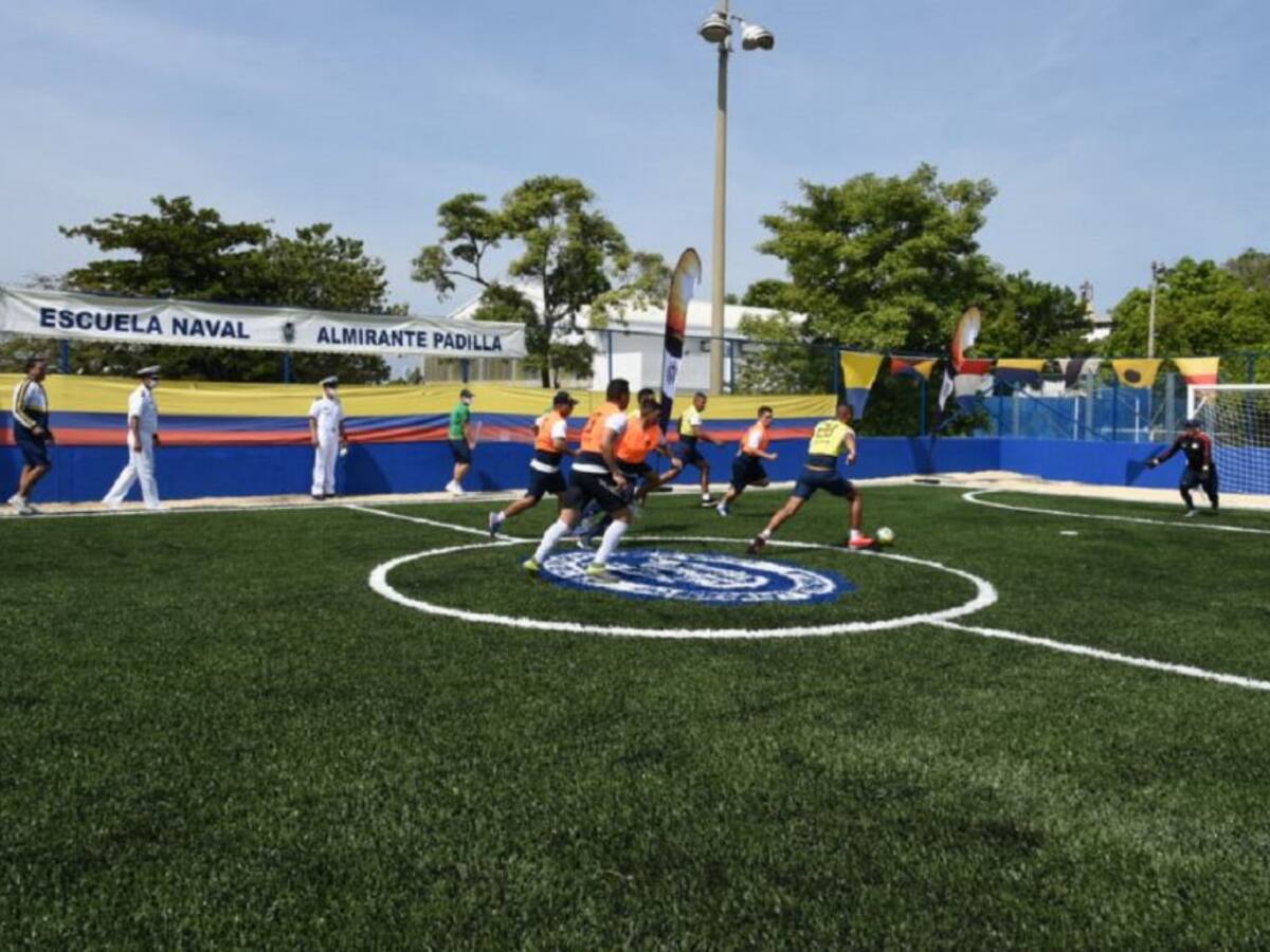 ENAP inaugura cancha de fútbol 5 en Cartagena