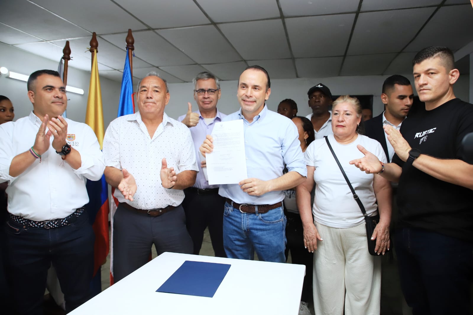 La exoneración se aplicará automáticamente a los inmuebles y negocios censados y verificados por la Secretaría de Gestión del Riesgo. Foto: Alcaldía de Cali.