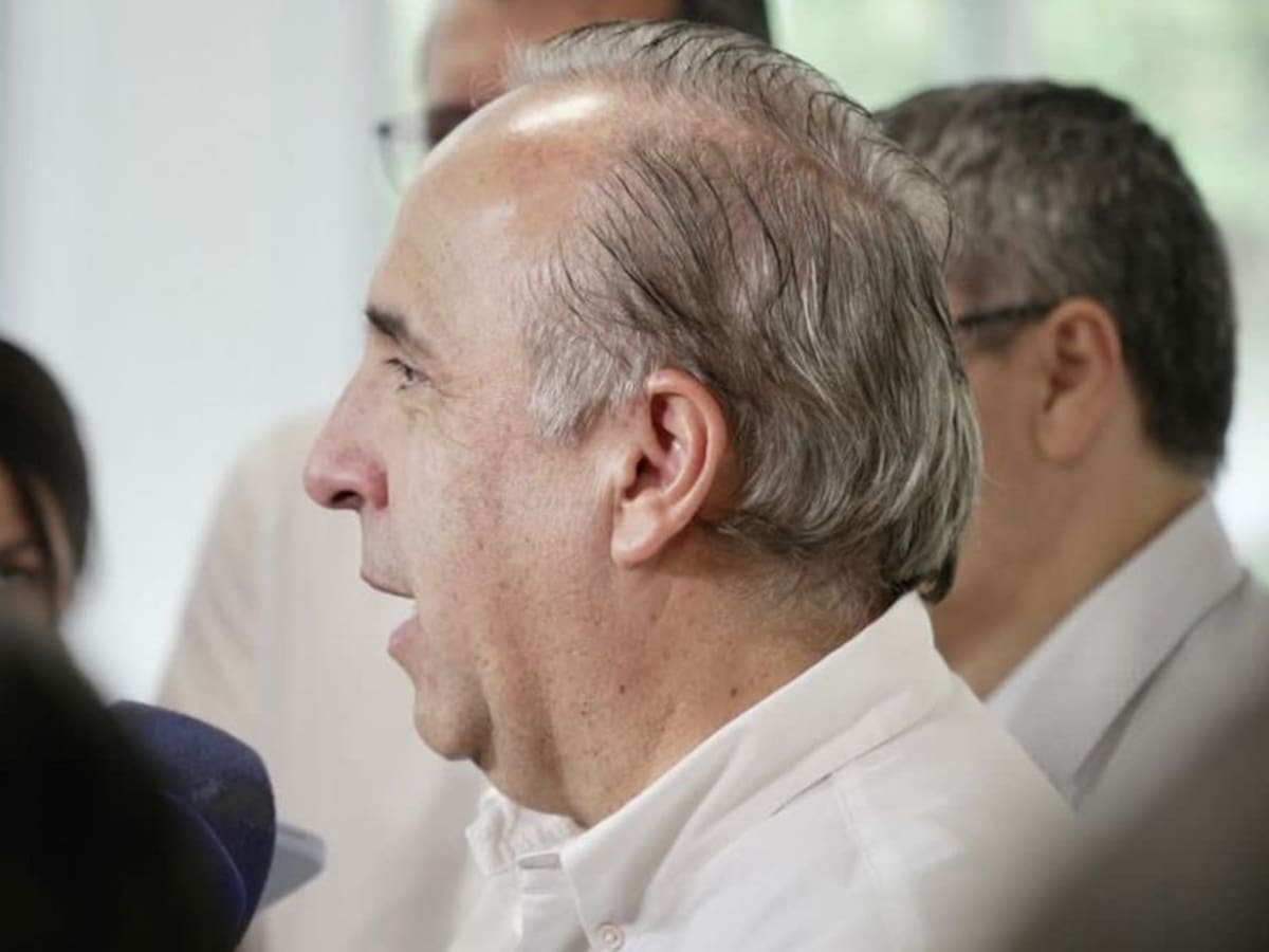 El mundo no puede tener fronteras:MinTransporte por apertura con Venezuela