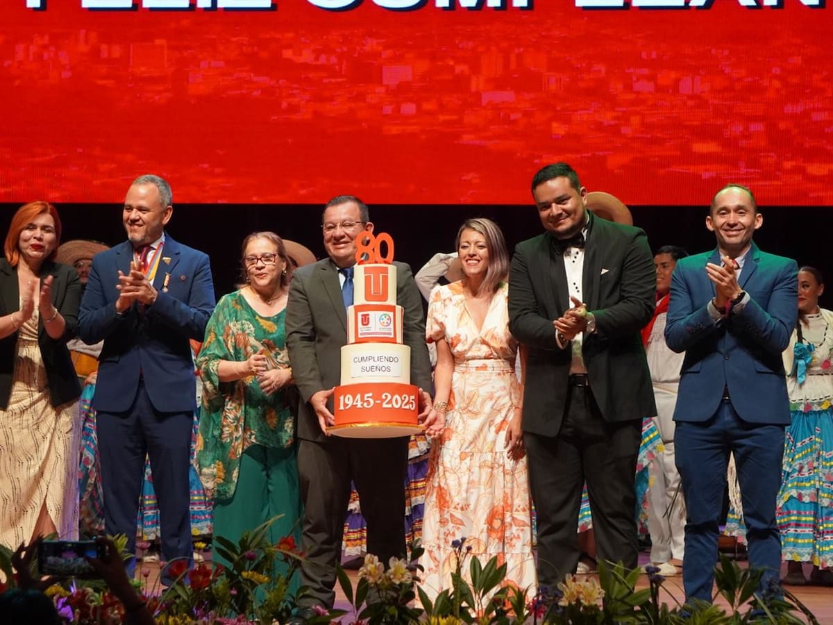 La Universidad del Tolima conmemoró los 80 años de historia
