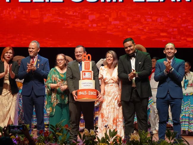 La Universidad del Tolima celebró los 80 años de historia