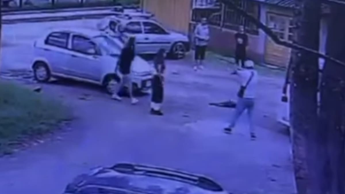 Tenía fetiche con niñas y el escolta lo encubrió: testigo de la muerte del hijo de policía