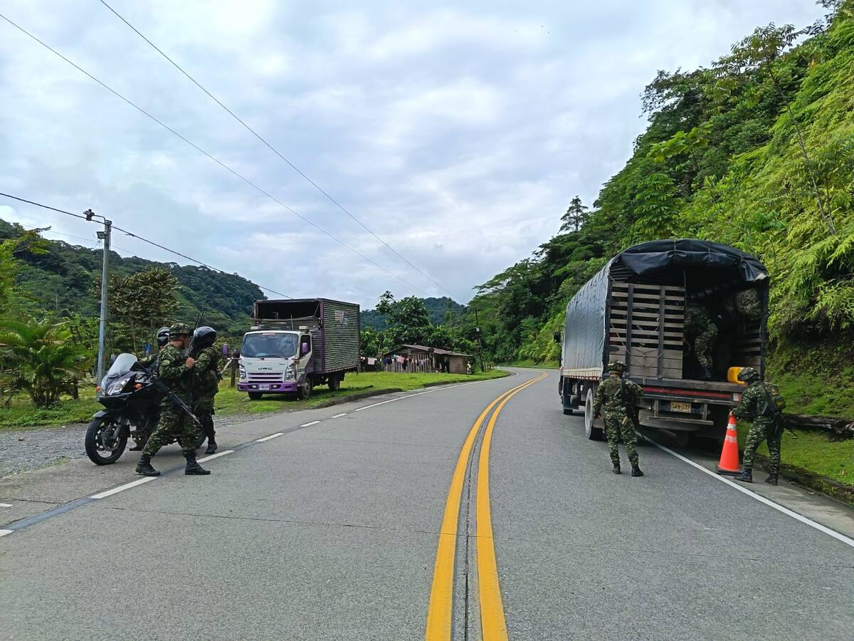 Tropas del Batallón San Mateo de Pereira sostuvieron combates con el ELN en la vía Risaralda - Chocó