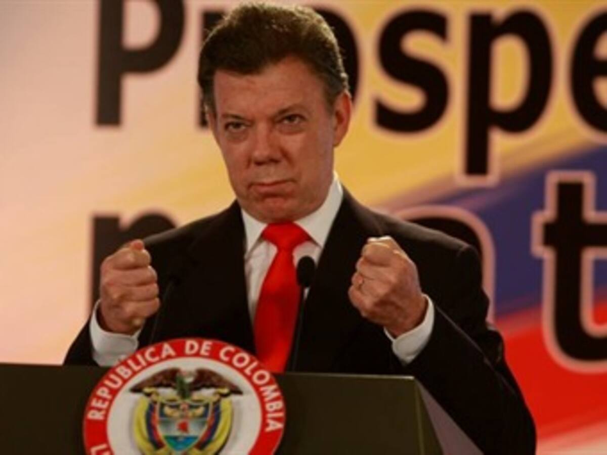 Santos agradeció a Uribe su respaldo a la decisión de Colombia frente al fallo de La Haya