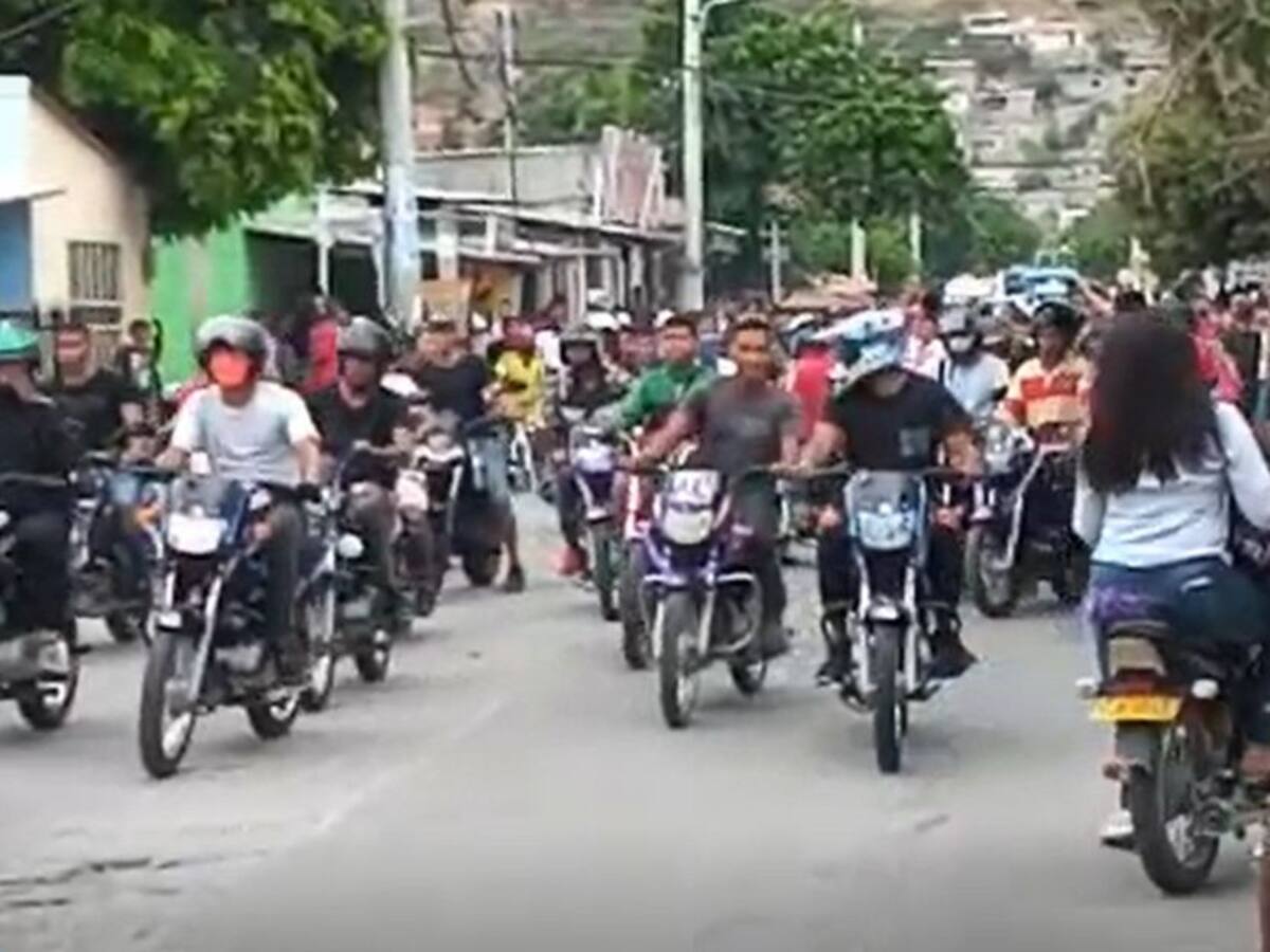 Polémica en Santa Marta por masivo sepelio en medio de la pandemia