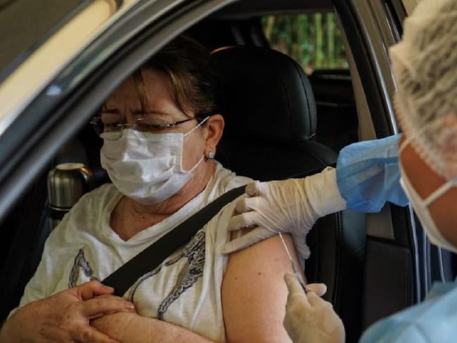 Empezó vacunación para menores de 12 años en Santander