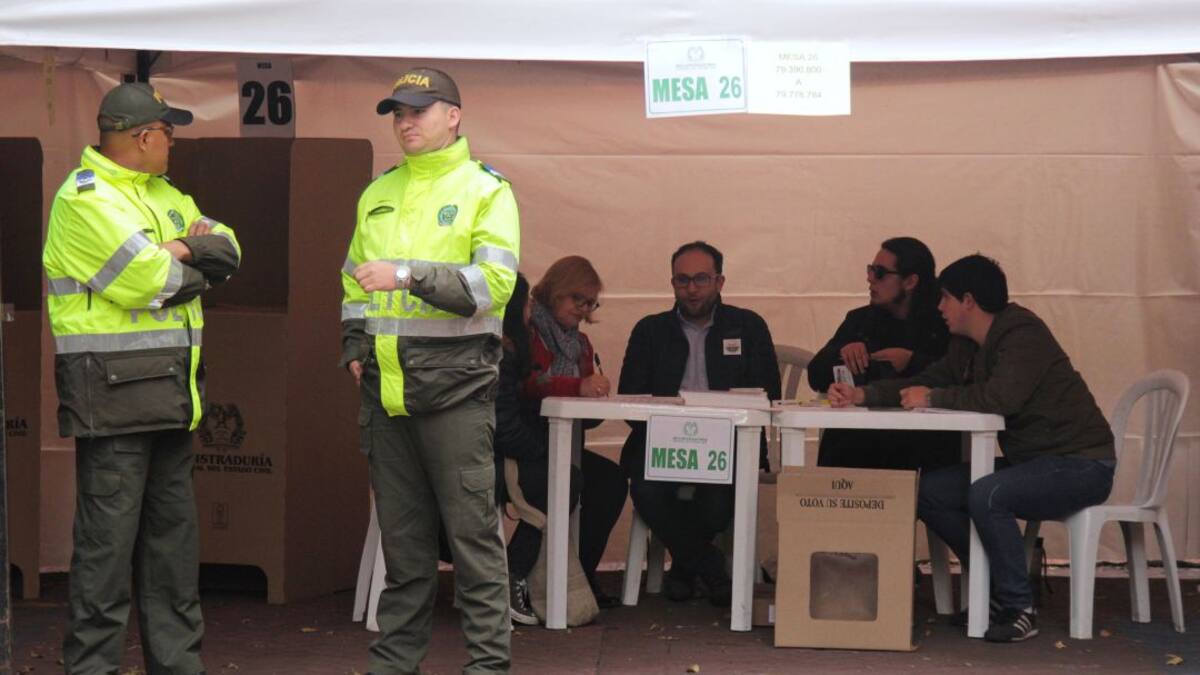 Policías de Nivel Central Bogotá, reforzarán elecciones atípicas en Duitama