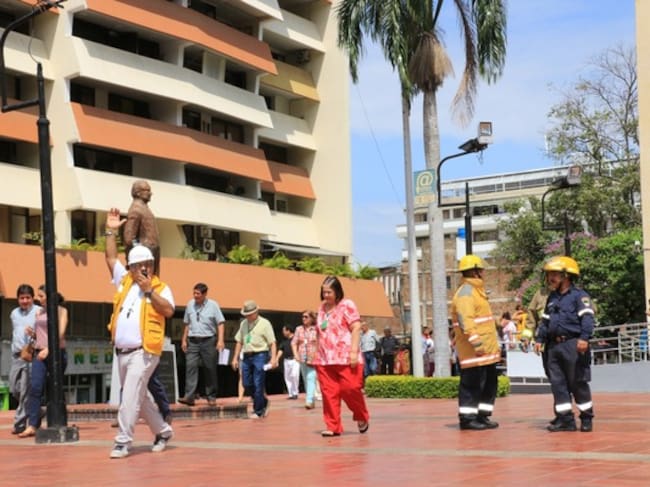 La respuesta ante emergencias como sismos. Foto Relacionada.