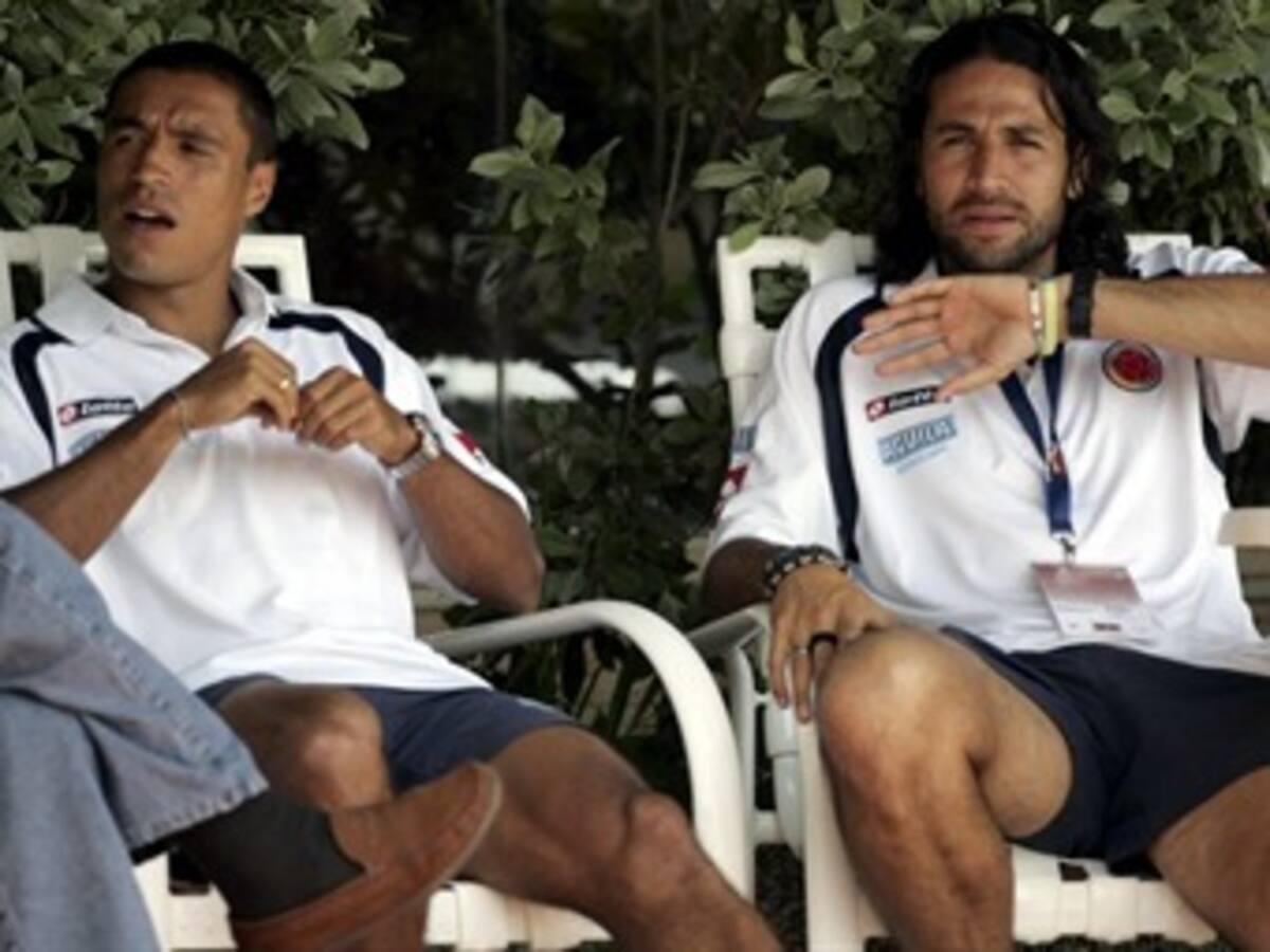 Como se dirimen los casos de igualdad en las eliminatorias ?