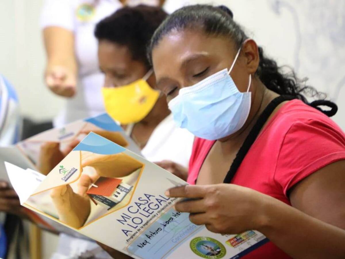 36 familias cumplen su sueño de tener una vivienda propia en Cartagena