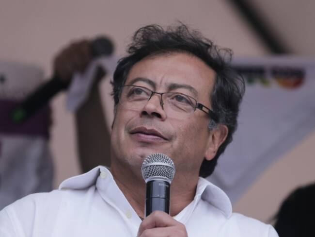 Petro presentará anticipadamente el gabinete que lo acompañará si gana