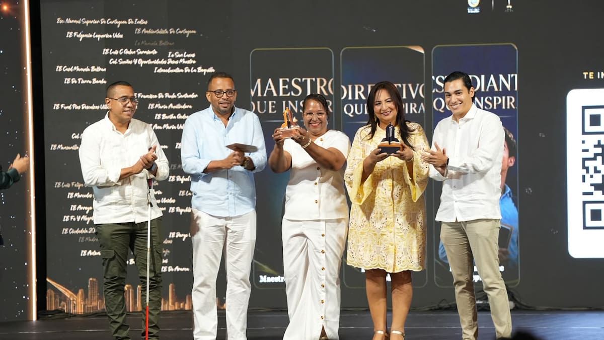 Secretaría de Educación exaltó excelencia educativa en Cartagena con Premios Saberes Heroicos 2026