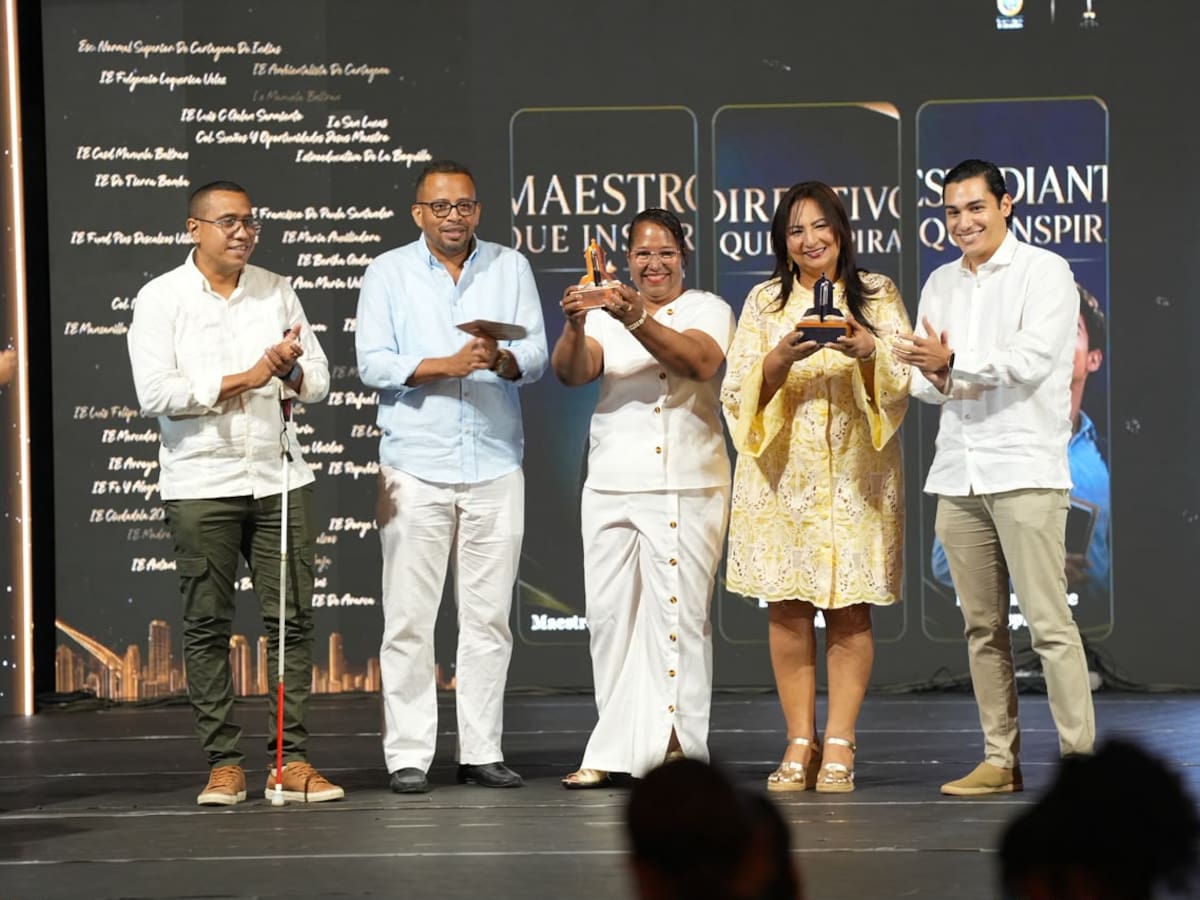 Secretaría de Educación exaltó excelencia educativa en Cartagena con Premios Saberes Heroicos 2026