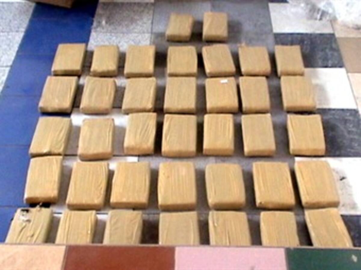 Decomisan más de una tonelada de cocaína a colombianos en Panamá