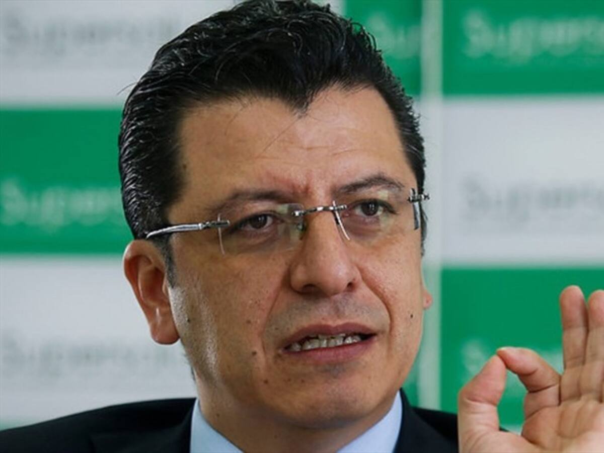 Red alterna de suministros de medicamentos empezó a operar: Superintendente sobre Medimás