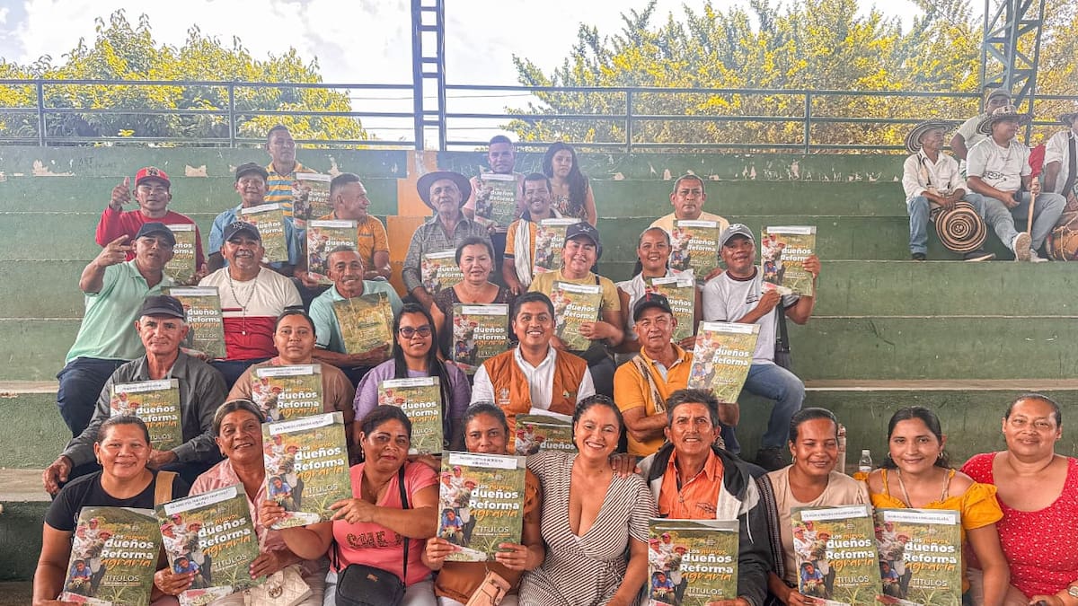 La Ruta del Título formaliza 4.179 hectáreas a víctimas del conflicto en San Juan Nepomuceno