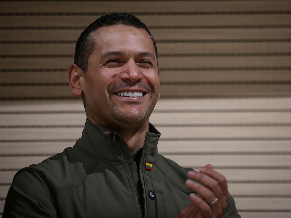 “Hemos decidido declinar nuestra candidatura y sumarnos a la campaña de Paloma”: Daniel Palacios