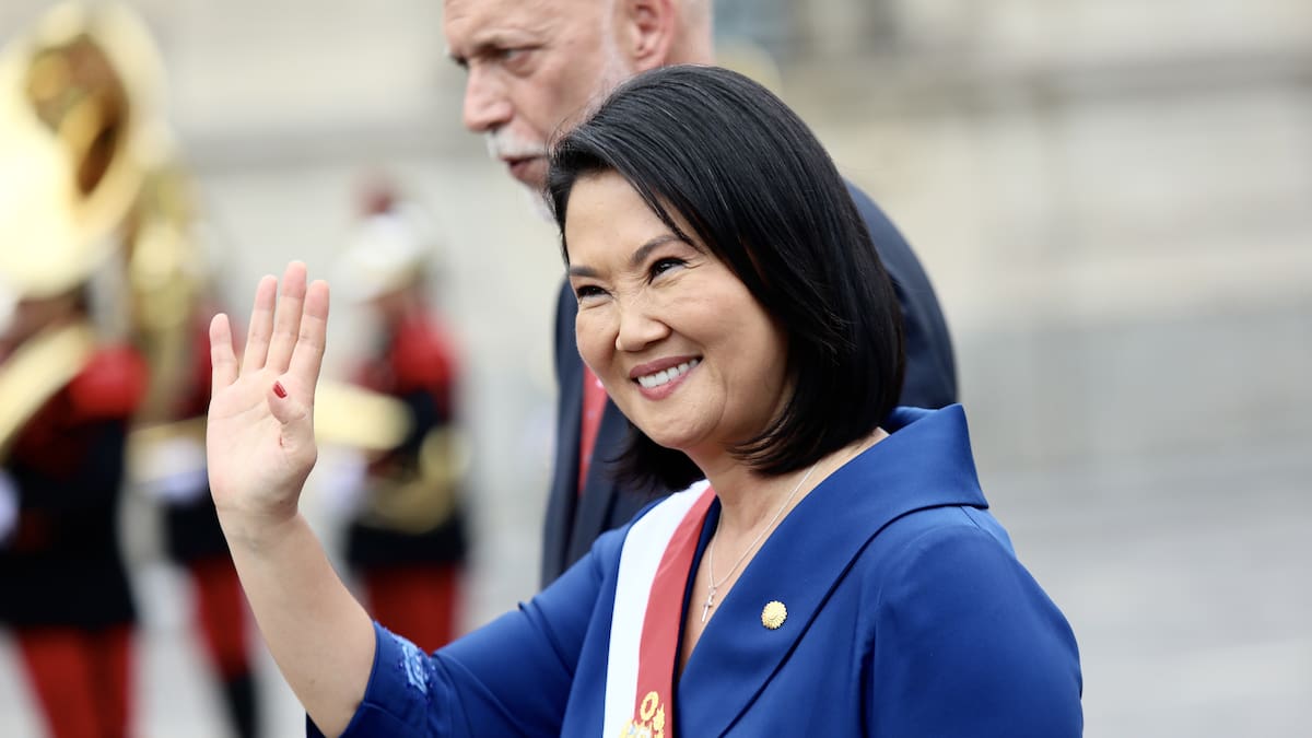 Fujimori anuncia reconstrucción de región afectada por sismo