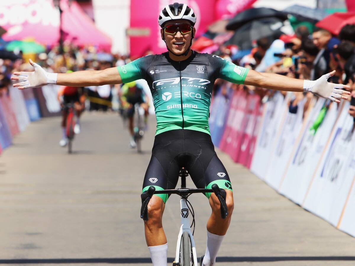 Alejandro Osorio vence a los World Tour y es el nuevo campeón nacional de ruta