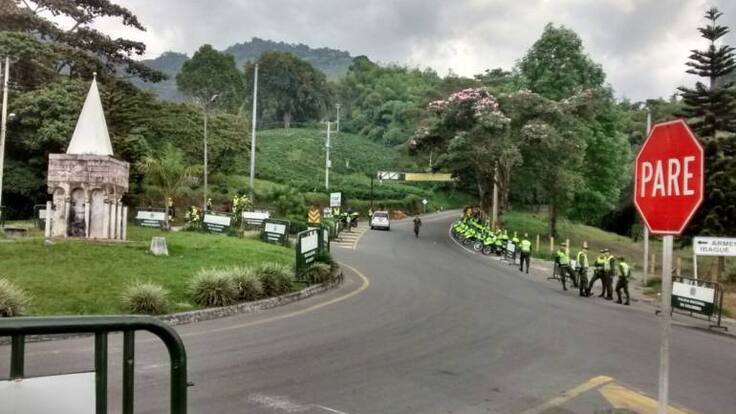 Plan especial para atender emergencias viales por lluvias implementa la policía en el Quindío.