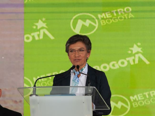 La alcaldesa de Bogotá en la presentación del metro de la ciudad
