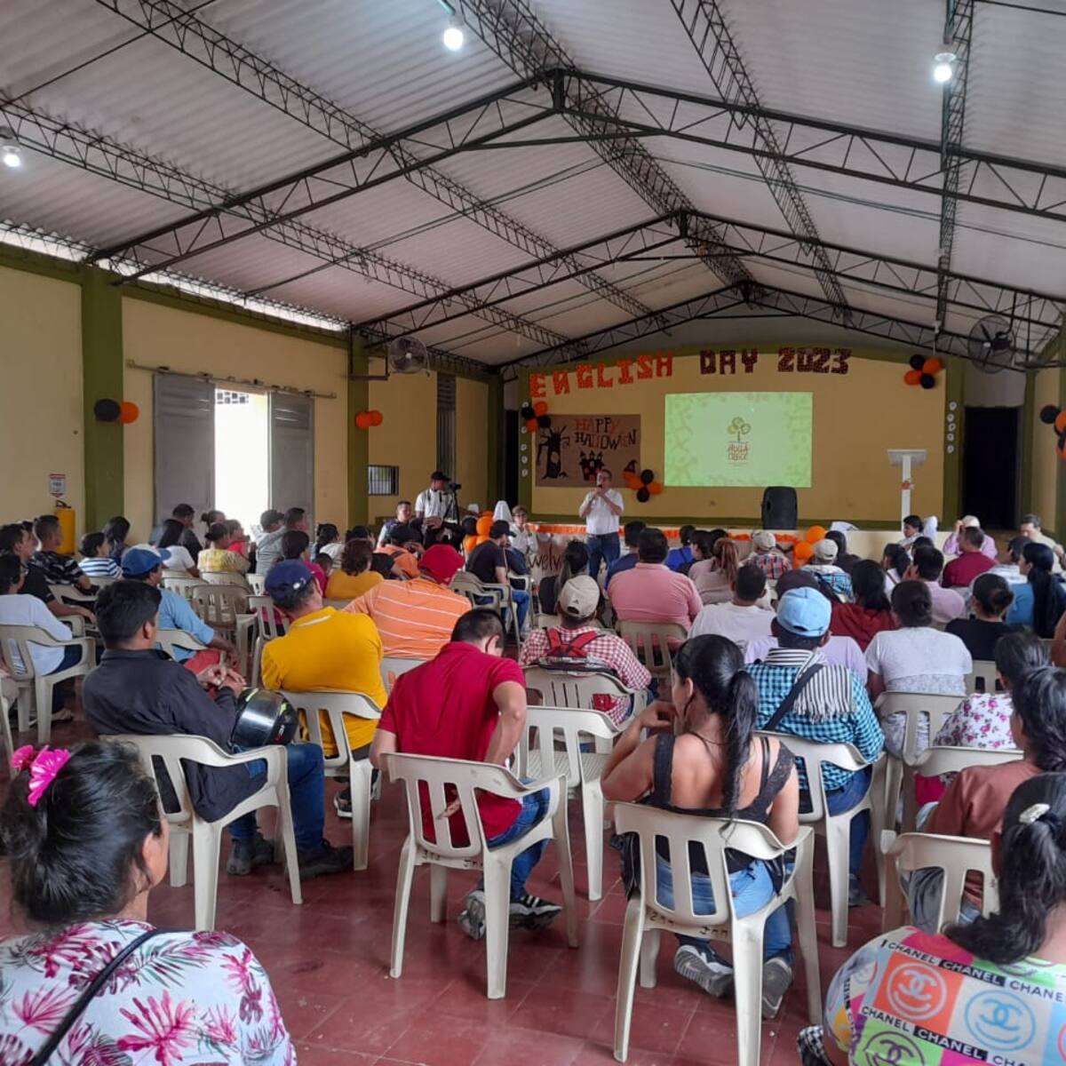 Se construirán cerca de 200 viviendas a familias con lotes propios en zonas rurales del Hu