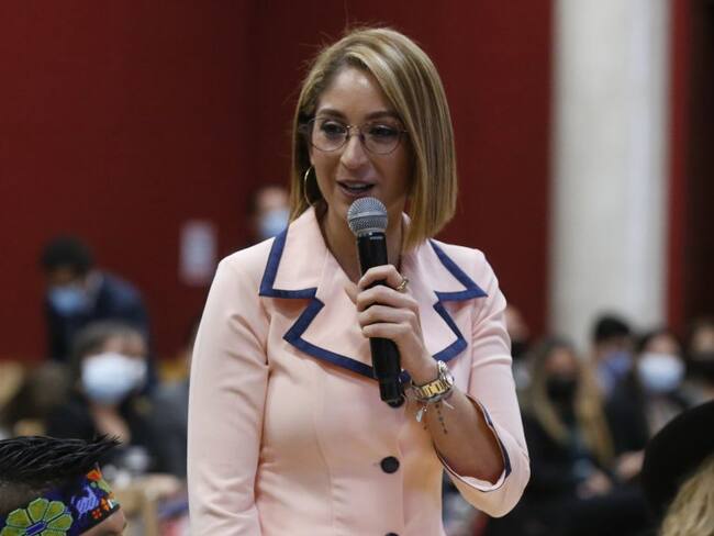 Congresistas Jennifer Arias, investigada penalmente por presunto plagio