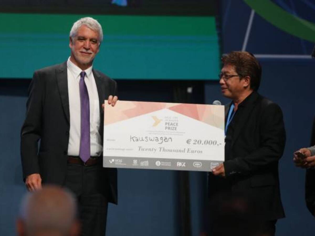 Cumbre de Alcaldes ratifica respaldo al proceso de paz con Farc y Eln