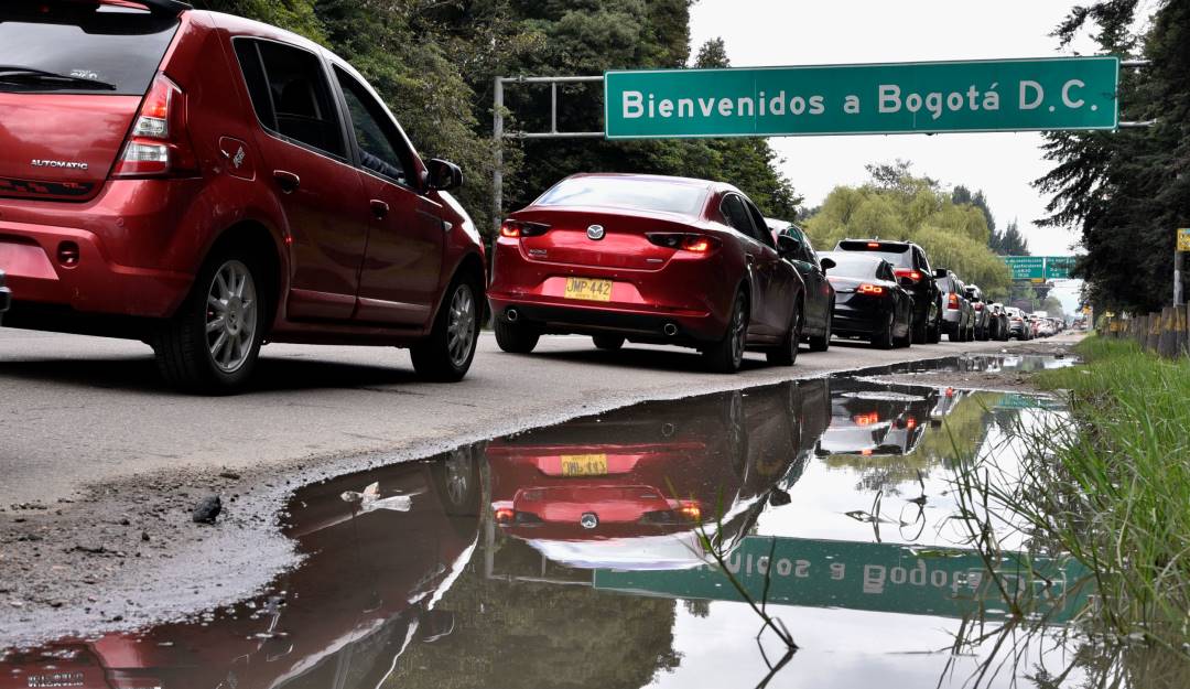 Trancones en la entrada norte a la ciudad de Bogotá (Colombia).            Foto: Getty 