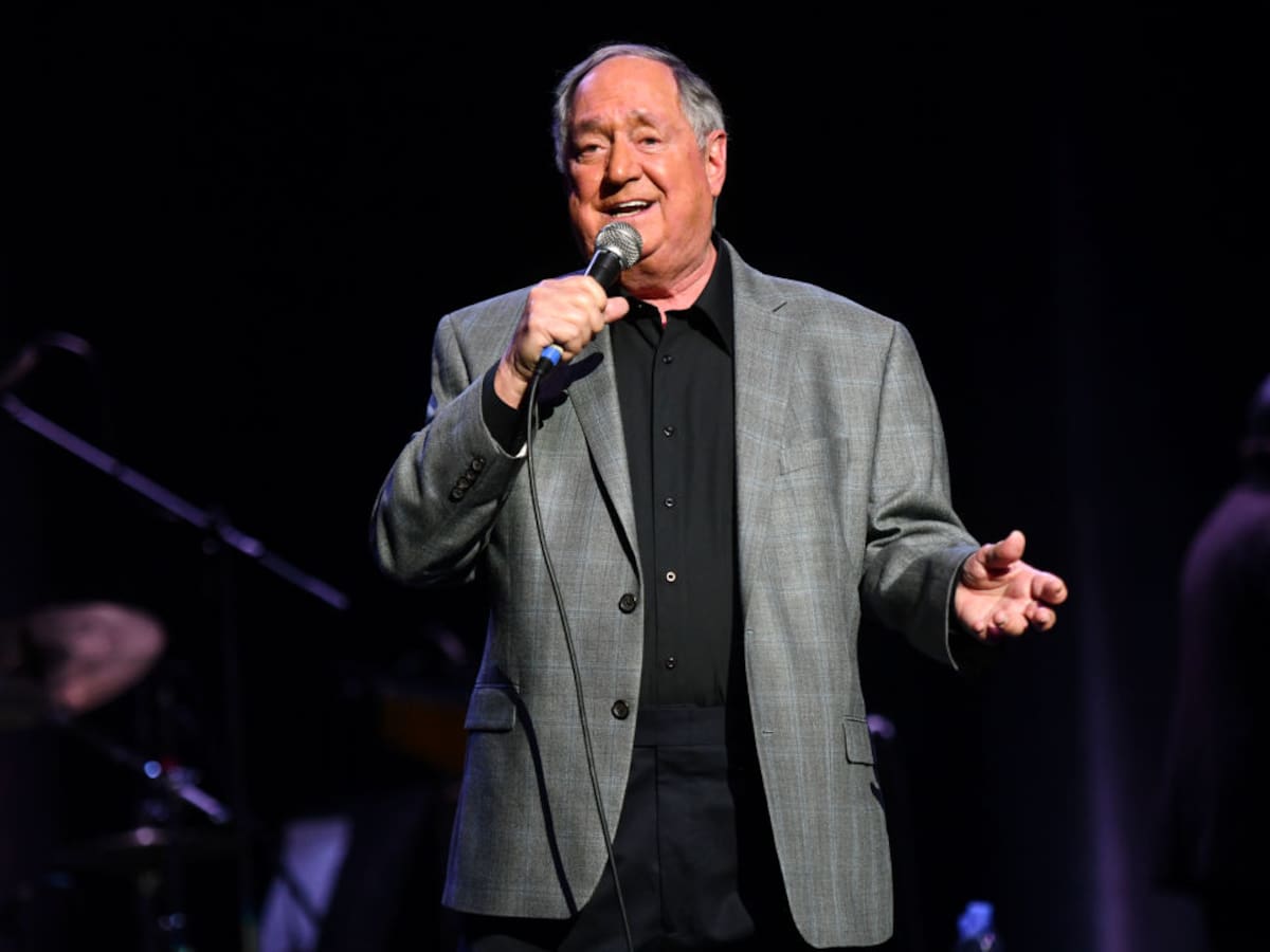 Muere a los 86 años Neil Sedaka autor de éxitos como “Oh! Carol” y “Laughter in the Rain”