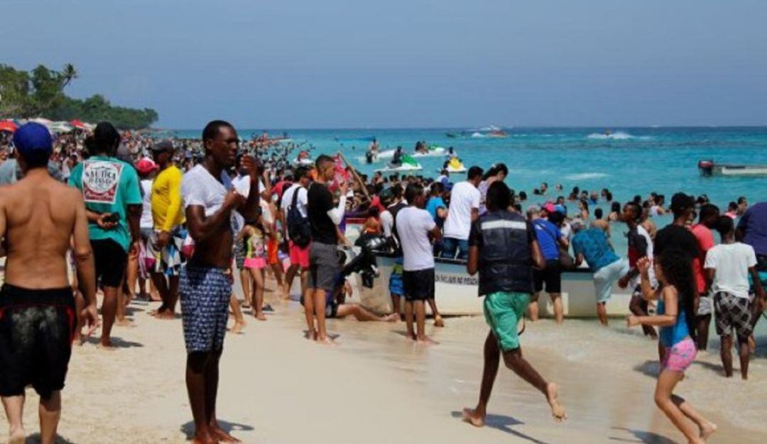 La víctima permanece fuera de peligro mientras que el vehículo quedó a disposición de las autoridades.