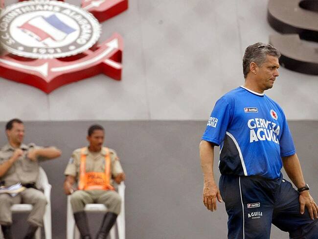 Reinaldo Rueda en Brasil con la Selección Colombia en 2004