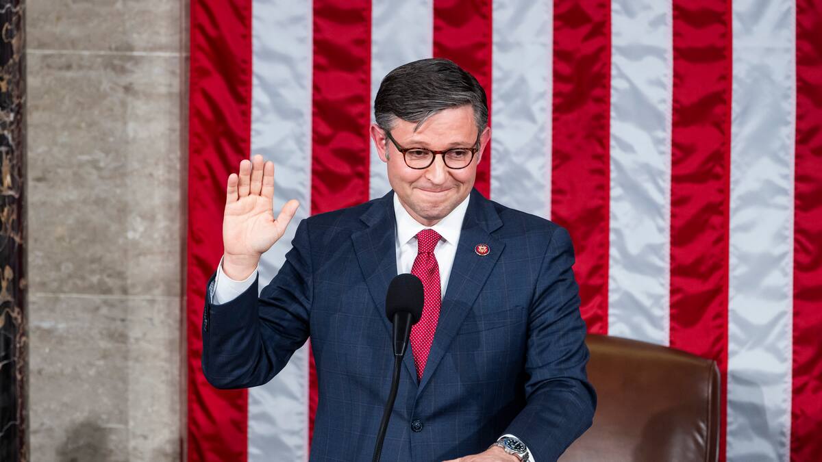 Mike Johnson es elegido como nuevo presidente de la Cámara de Representantes de EE.UU.