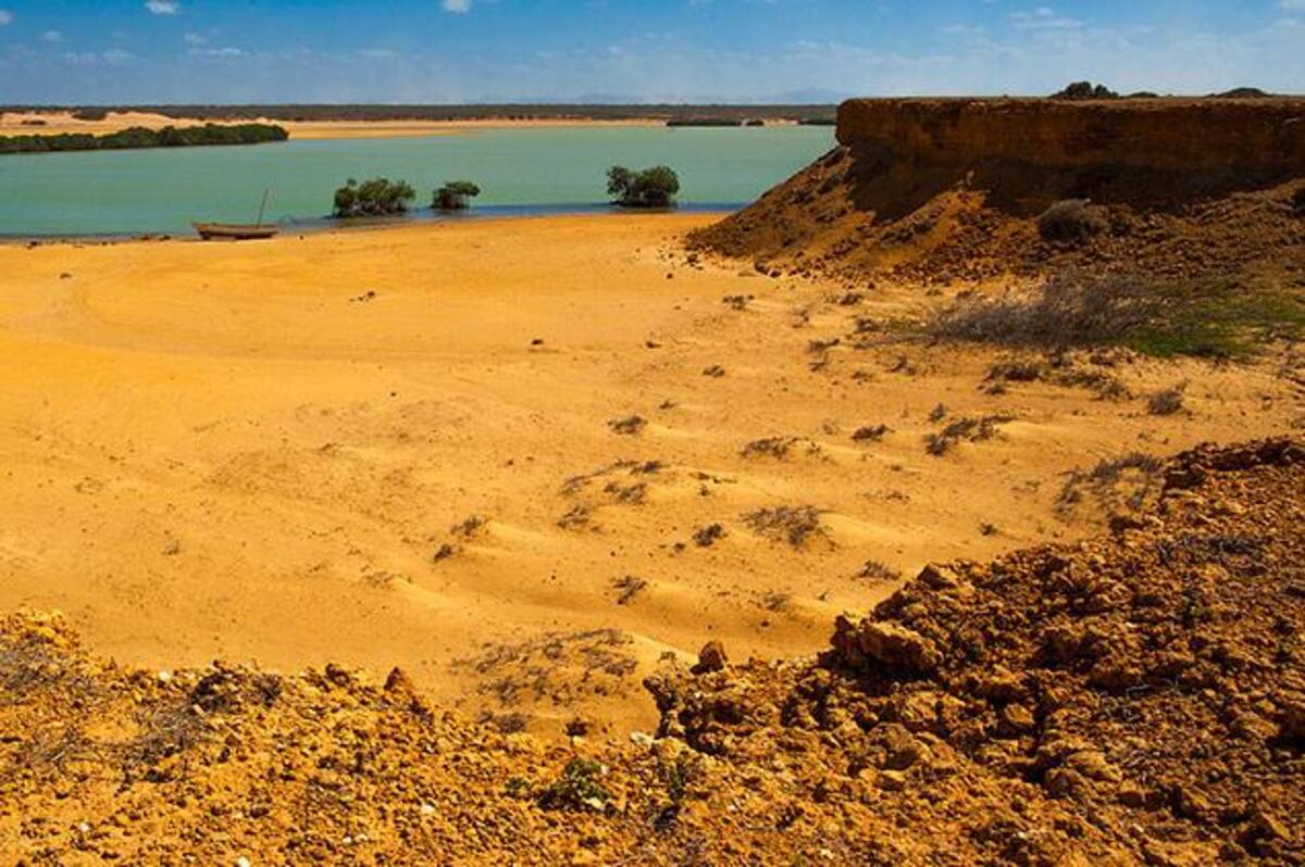 Como la única agencia de viajes con triple certificación Icontec, además de pertenecer a la ANATO, Guajira Tours ofrece las mejores experiencias del norte del país.