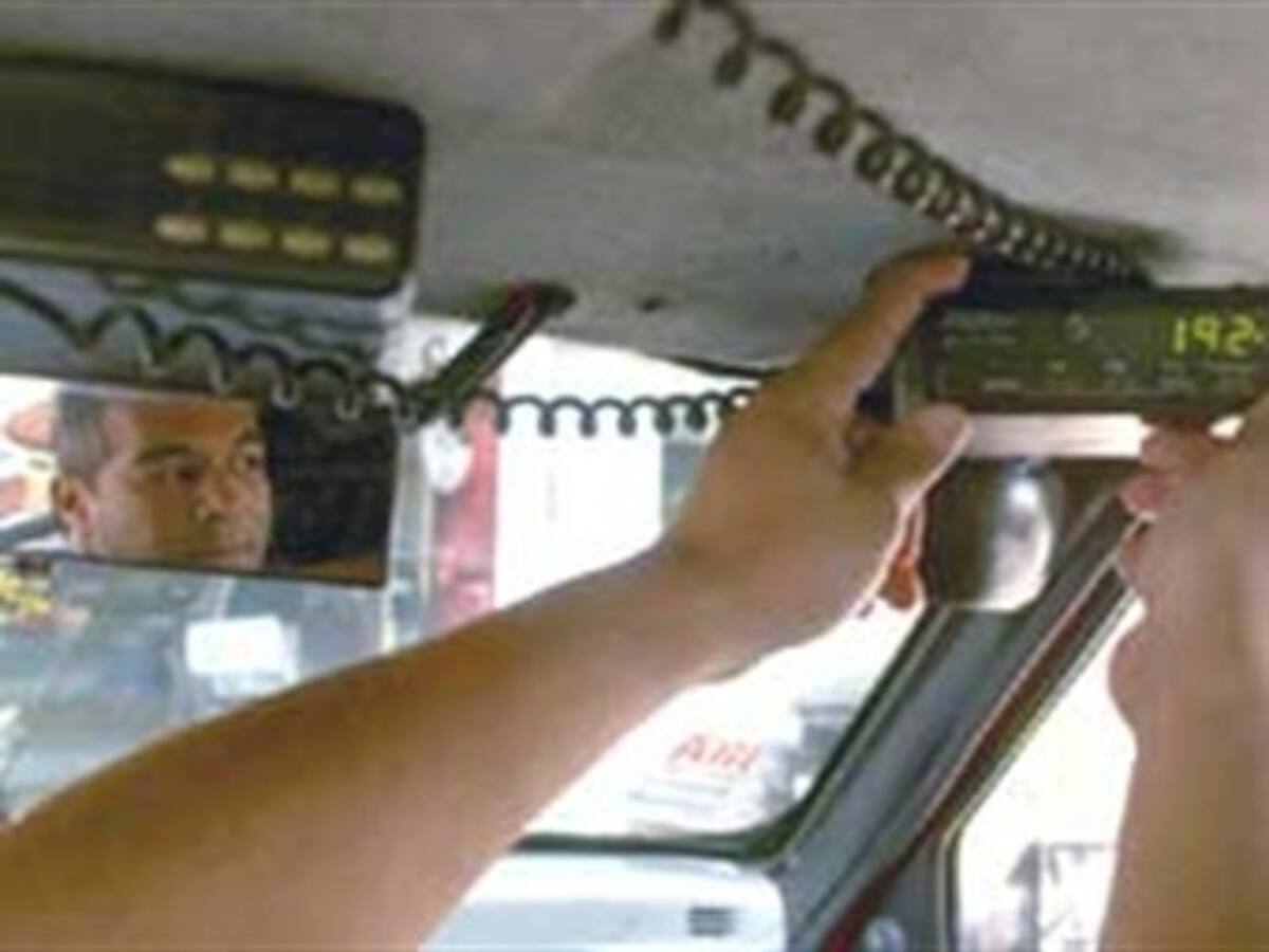 Reajustadas las tarifas para taxis y aplazados en los buses de Medellín