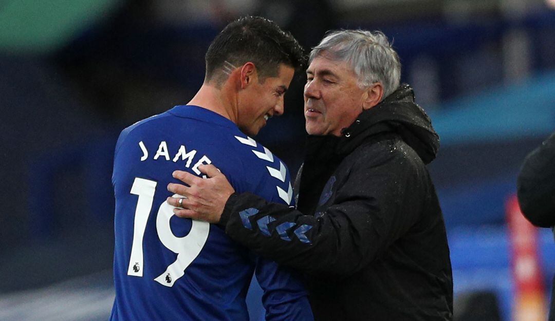 James Rodríguez y Carlo Ancelotti