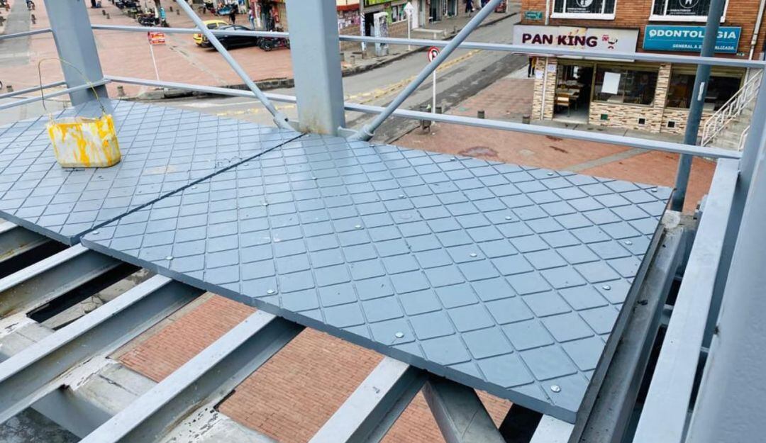 Cambio de láminas en puentes