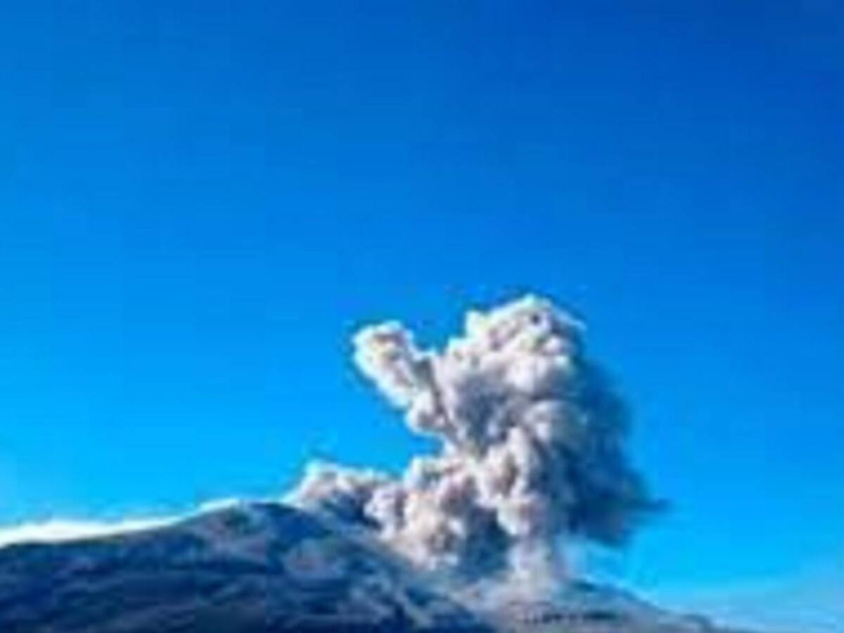 El volcán nevado del Ruiz se mantiene en alerta amarilla no ha cambiado