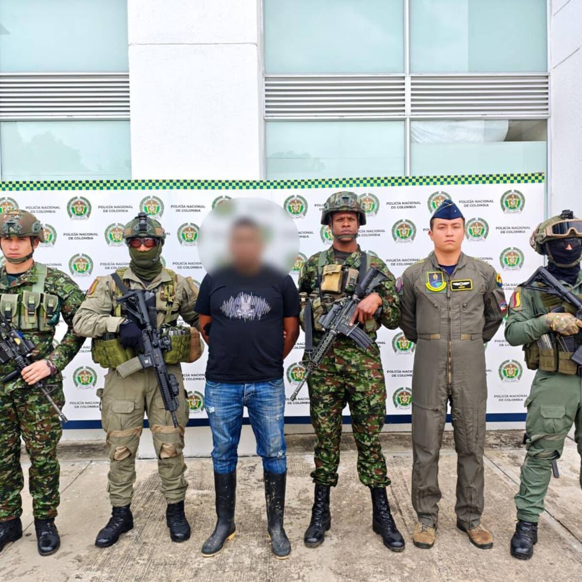 Capturado alias “Candamil”, responsable de ataques terroristas con drones en el Cauca
