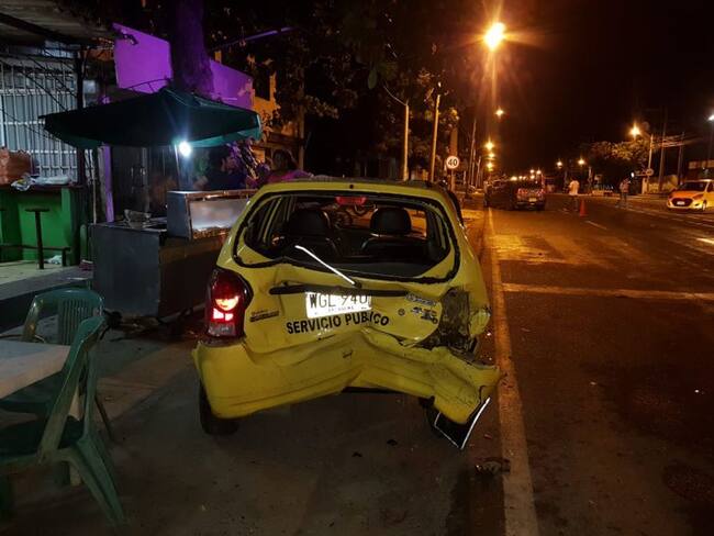 Conductor borracho causó destrozos al huir de las autoridades en Cartagena