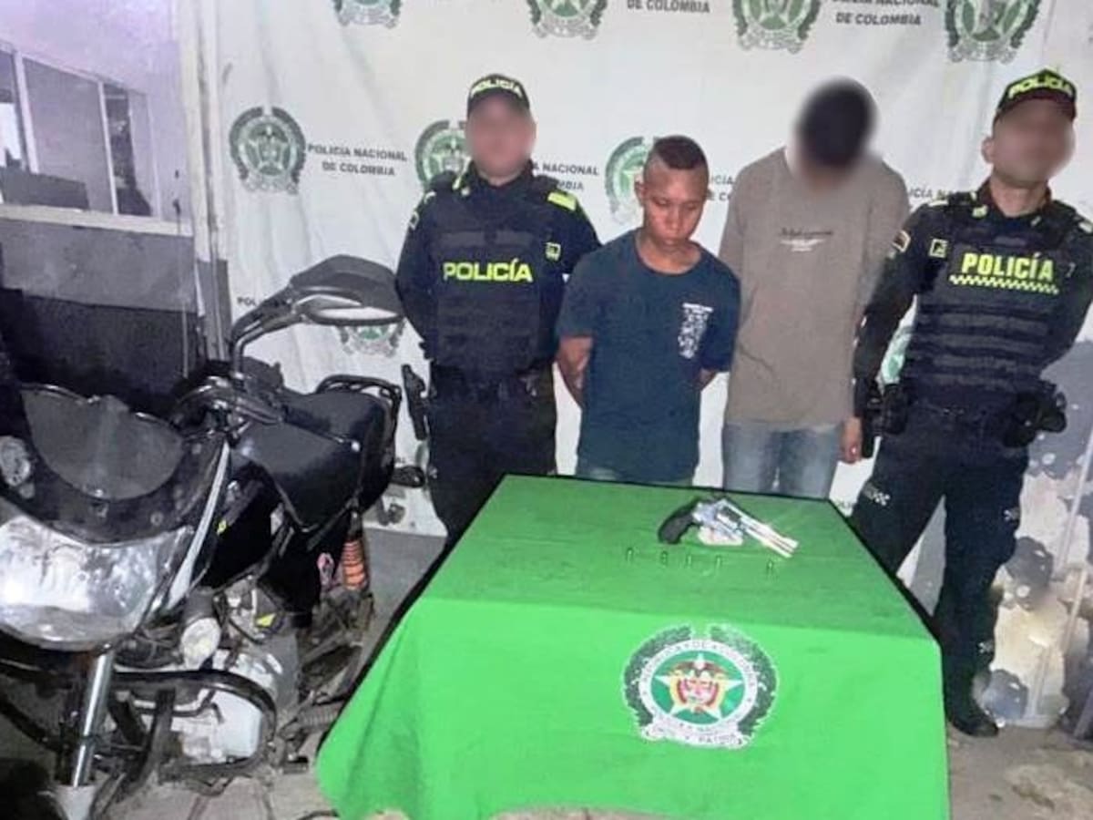 Capturan a sujeto y aprehenden a menor con arma de fuego en el barrio Villa Carmen