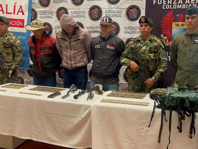 Captura de alias 'Transnocho' y 'Tomate'. Cortesía: Ejército Nacional.